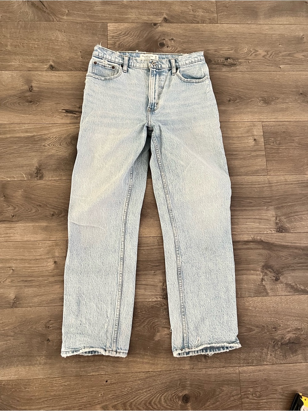 Abercrombie & Fitch 90’s Straight Ultra High Rise Jeans